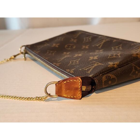 Louis Vuitton Pochette Accessoires LV Monogram Shoulder Bag with Chain Vintage - Picture 10 of 15